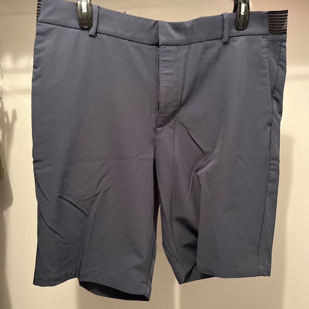Nike golf shorts
